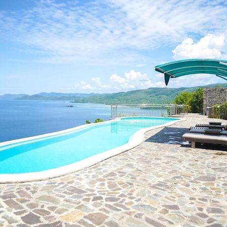 Theodor At Labuan Bajo Hotel ภายนอก รูปภาพ